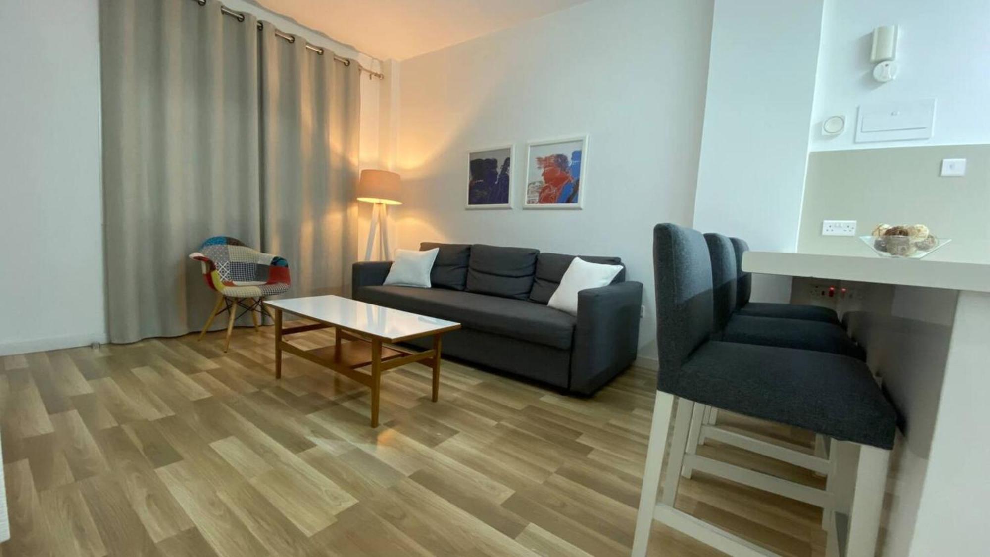 Seabreeze City Center Flats By Trulycyprus ลิมาซอล ภายนอก รูปภาพ