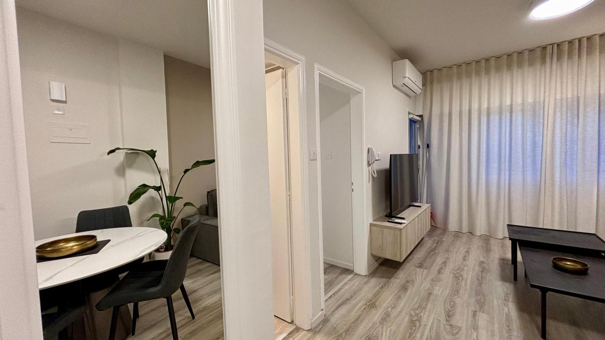 Seabreeze City Center Flats By Trulycyprus ลิมาซอล ภายนอก รูปภาพ